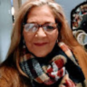 Meet your Posher, Suzanne